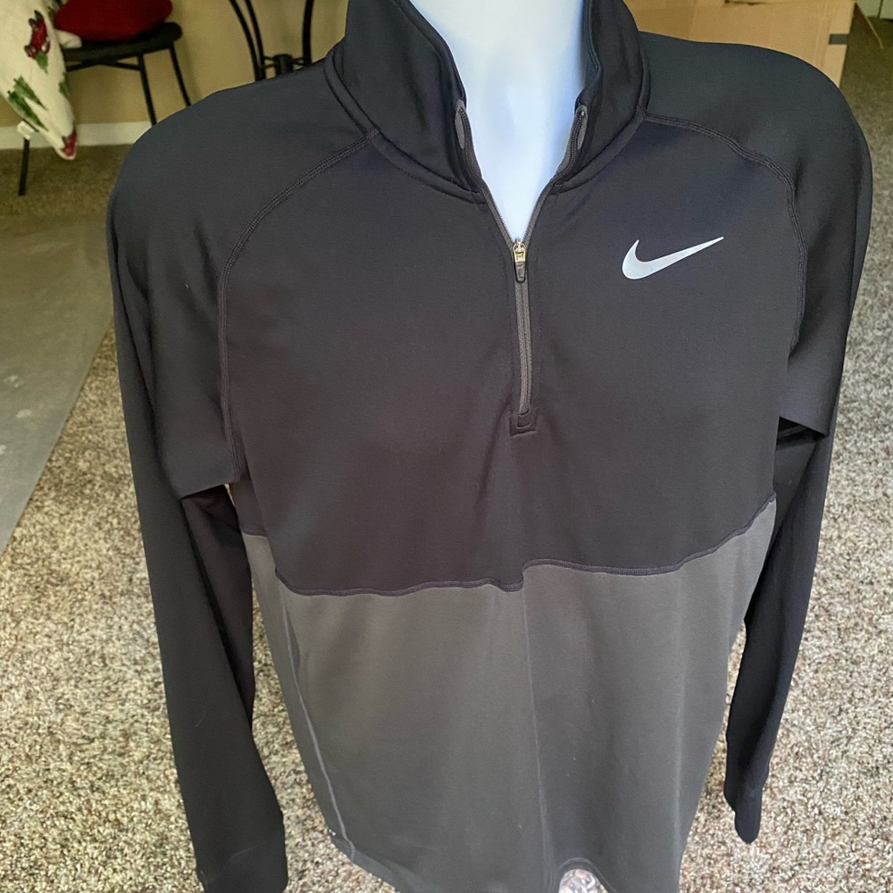 *Nike Running* dri-fit lightweight men’s pullover athletic running shirt - L